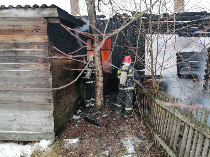    Пламя уничтожило жилой дом в поселке КарелииОПС по Олонецкому району