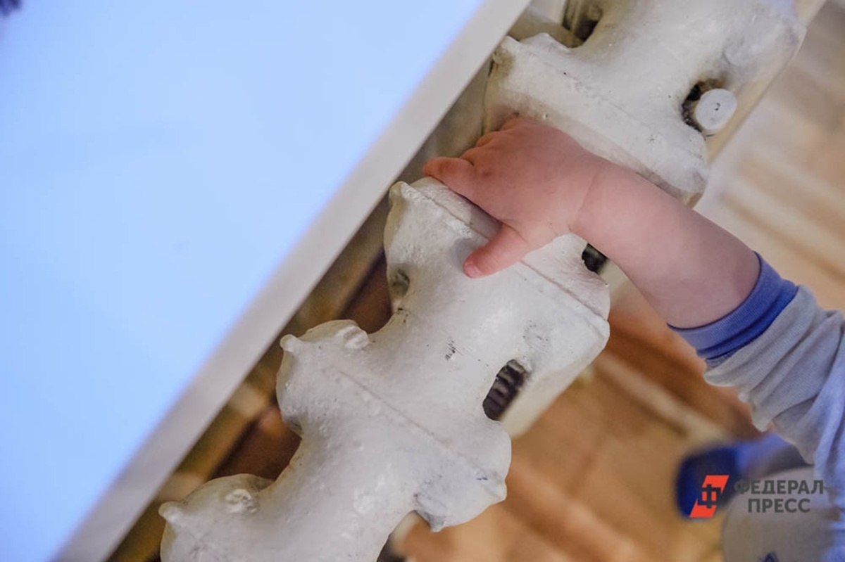 Старый радиатор можно заменить, если он не обеспечивает тепло.  Фото: Кирилл Дедюхин