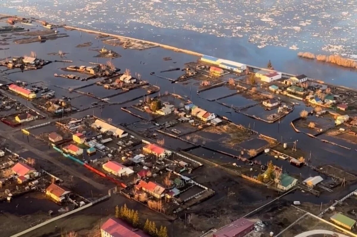    1 млрд рублей выплатят жителям Якутии пострадавшим от паводка