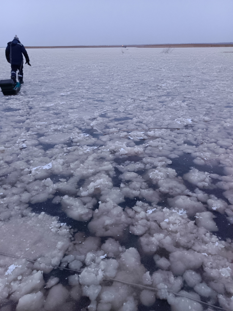 Это я сфоткал на обратном пути в не самом загроможденном месте