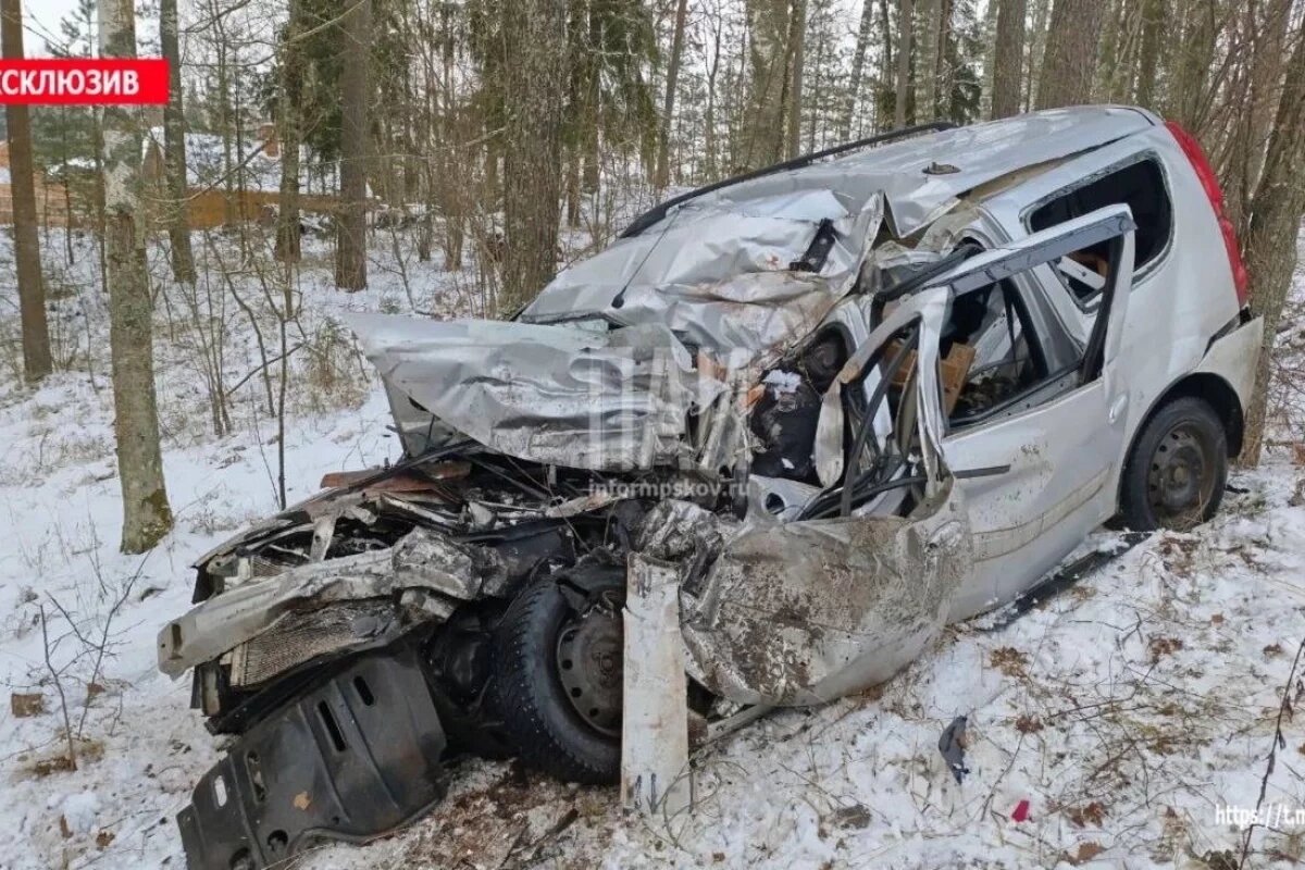    Житель Новгородской области погиб в ДТП с фурой в Великолукском районе