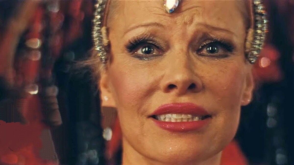 Кадр из фильма "Последняя танцовщица" 