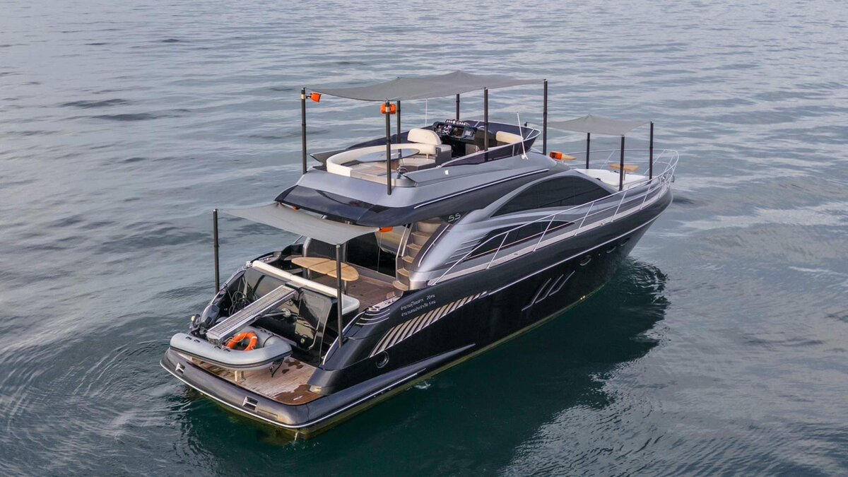 Совместная аренда трехпалубной яхты Azimut 55 на Пхукете