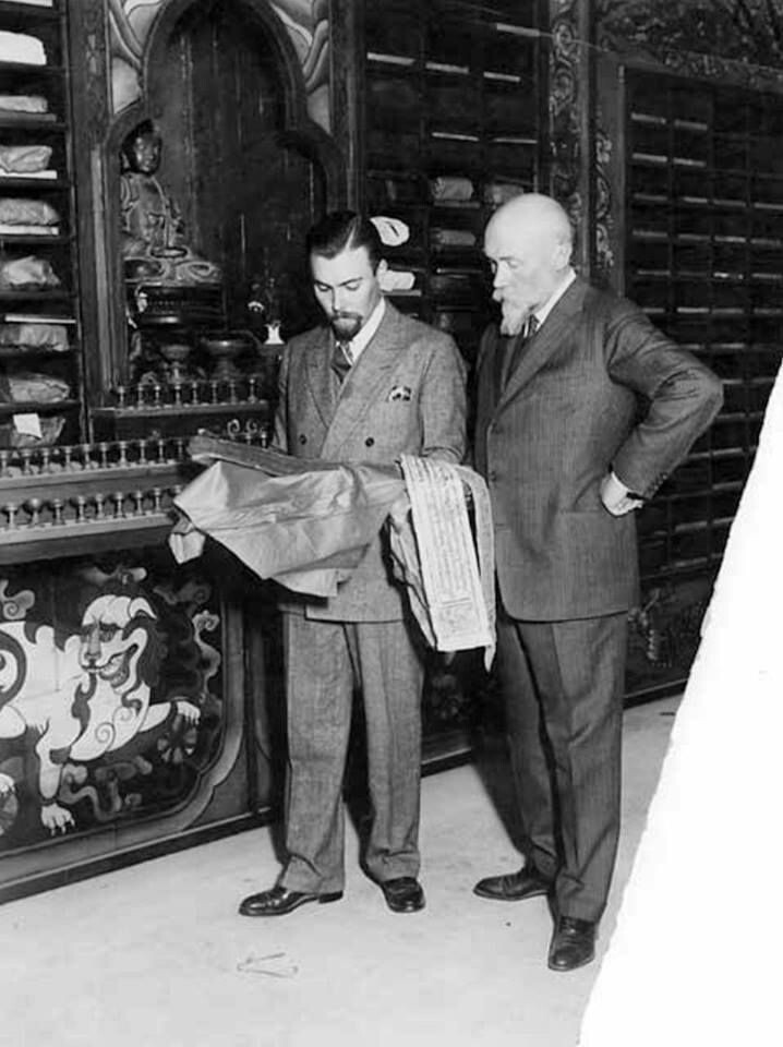 Н. К. Рерих и Ю. Н. Рерих. Нью-Йорк, 1929 г. Источник: https://ru.pinterest.com/pin/446067538090614014/