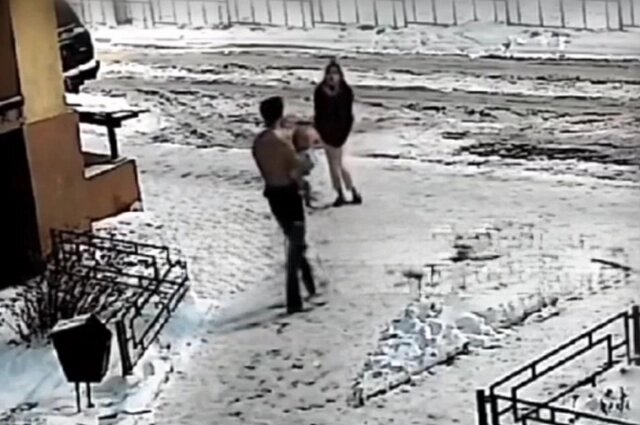    Запись с камеры низкого качества. Фото: https://vk.com// Скриншот видео «Подслушано во Владимире»