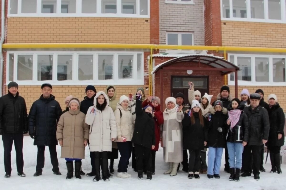    К Новому году в Башкирии вручили ключи от 20 квартир для сирот