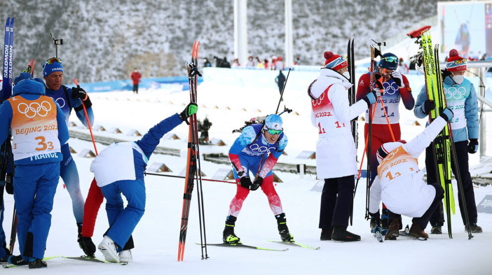    Эдуард Латыпов пересекает финиш. Фото: REUTERS