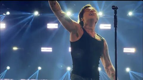 Xolidayboy (Иван Минаев). Источник - YouTube