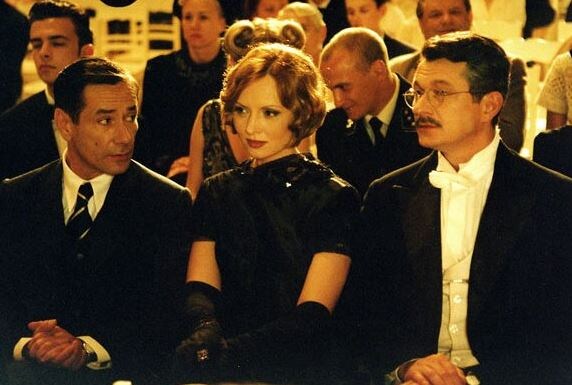 Фрагмент из сериала "Красная капелла"