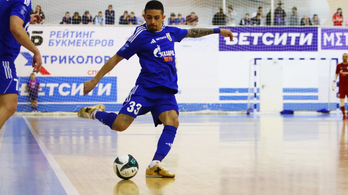    Футболисты «Газпром-Югры» в финале сойдутся с «Ухтой»