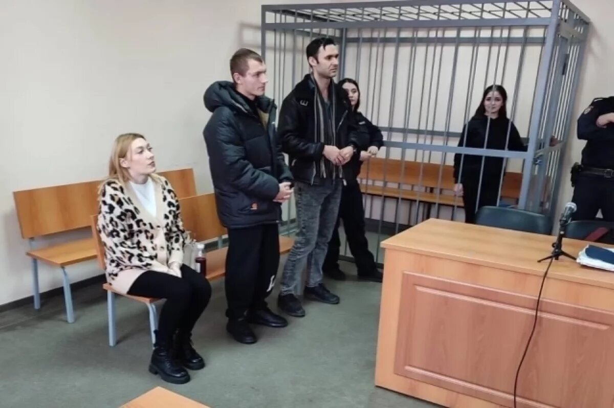    На Урале трех человек осудили за доведение студента до самоубийства