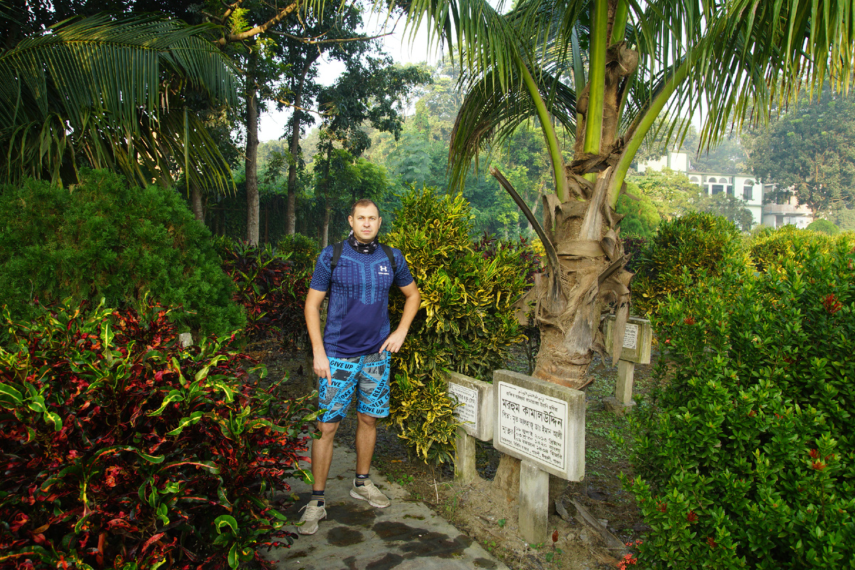 кладбище (листайте галерею)