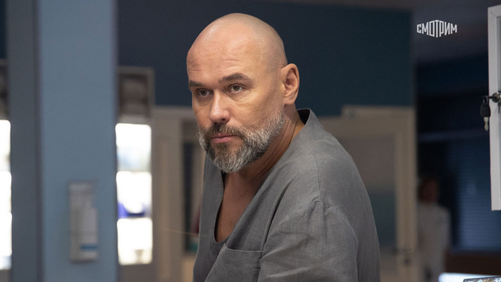 Максим Аверин на съемках проекта "Короче, Склифосовский"