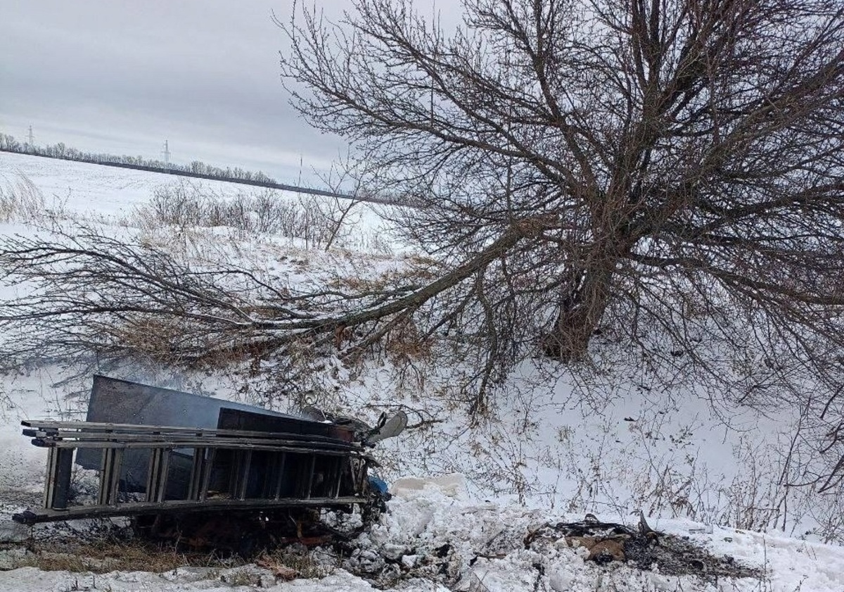    В Беловском районе Курской области БПЛА ВСУ атаковал мотороллер, водитель погиб