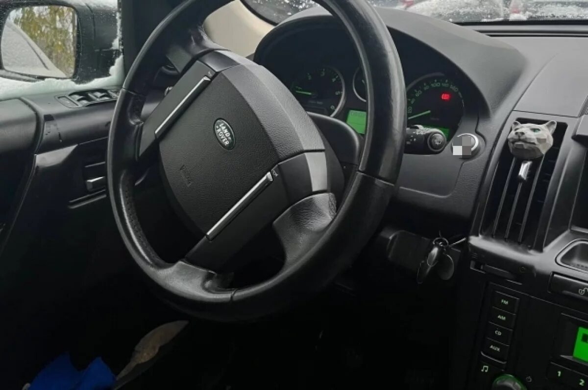    Ярославцы воюют из-за парковочных мест во дворе