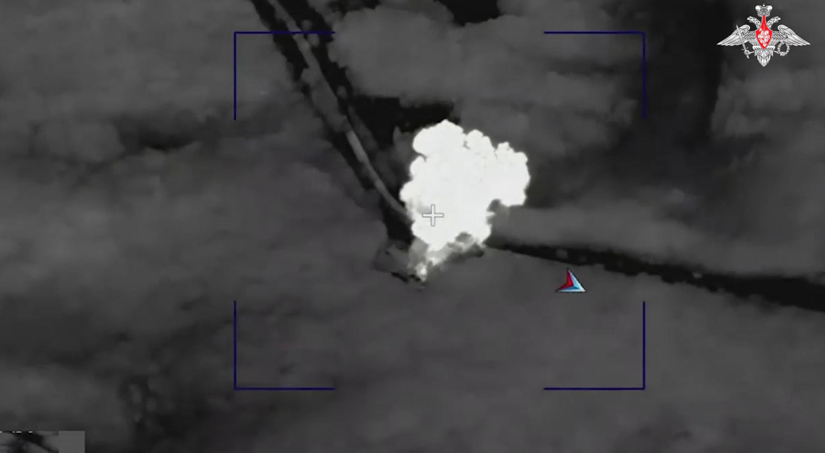 Кадр видео удара по наёмникам севернее Сумы / t.me/mod_russia