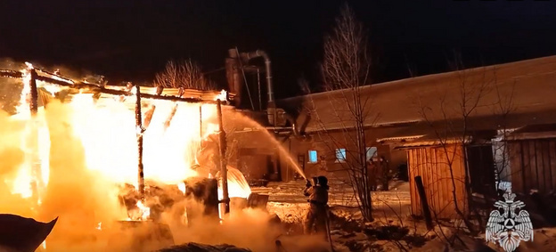    В Шабалинском районе сгорел склад древесины