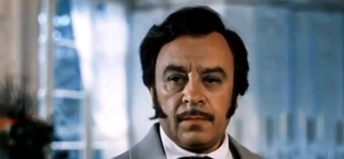 Кадр из кинофильма "Вооружен и очень опасен", 1977 г., режиссер Владимир Вайншток, сценаристы Владимир Вайншток, Павел Финн, композитор Георгий Фиртич (скриншот) 