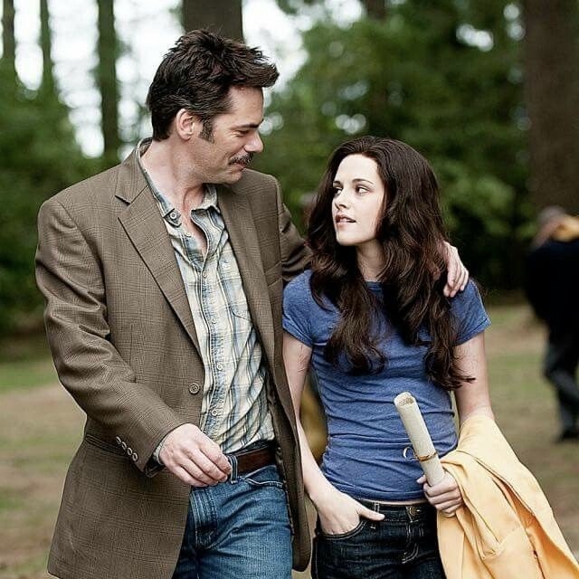 Белла и Чарли