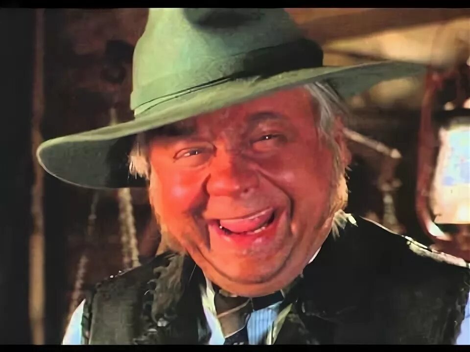 В галерее – кадры из советских фильмов «Человек с бульвара Капуцинов», «Д’Артаньян и три мушкетера», «Война и мир»