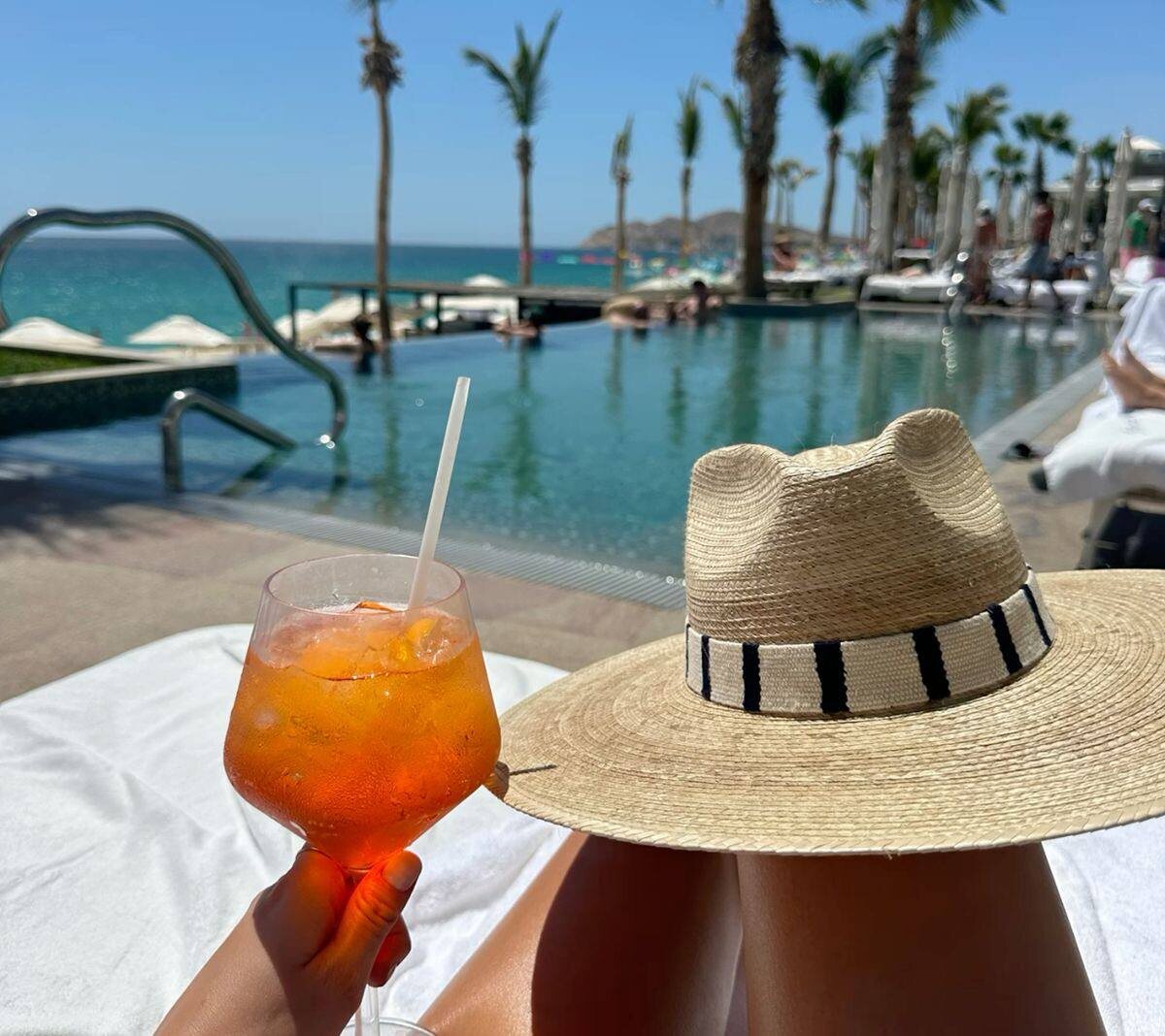 Когда удачно схватил горящий тур и спланировал даты отпуска заранее