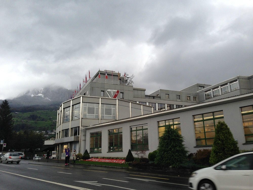 Магазин Фабрики Victorinox