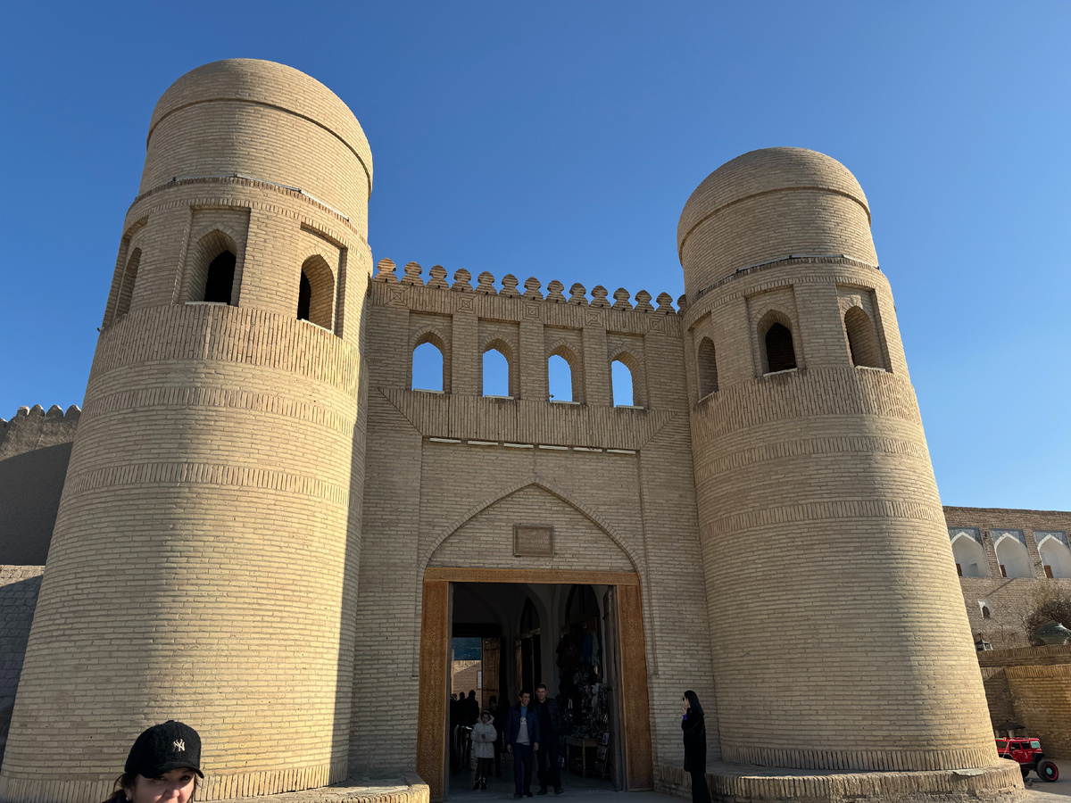 Вход в древнюю крепость