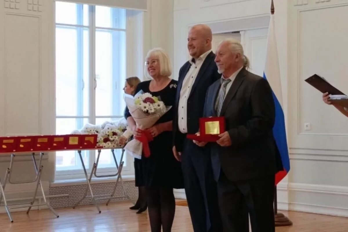    Медали «50 лет совместной жизни» получили свыше 20 семей Пскова