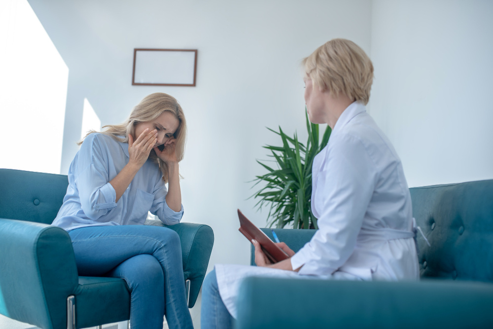 Голоса в голове. (источник изображения: freepik.com)