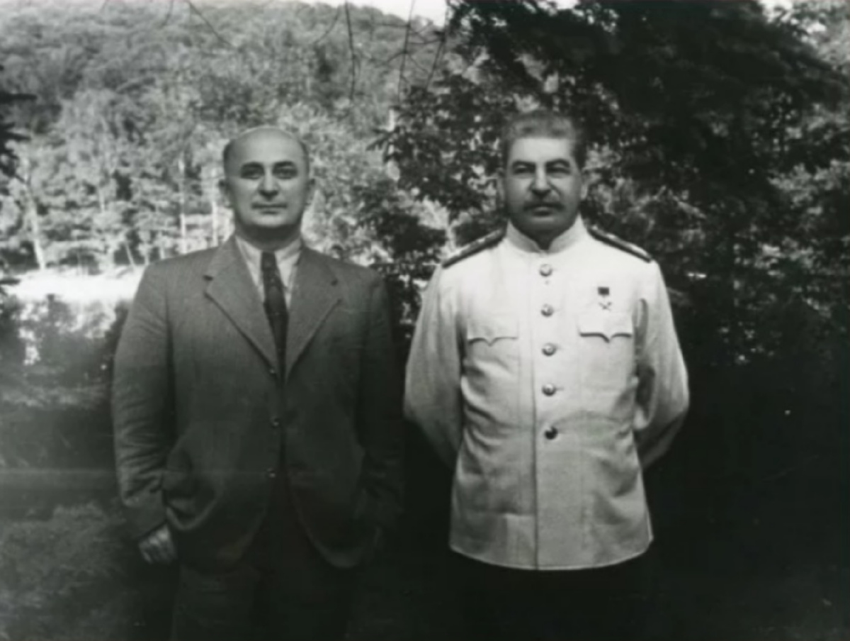 Л.П. Берия и И.В. Сталин