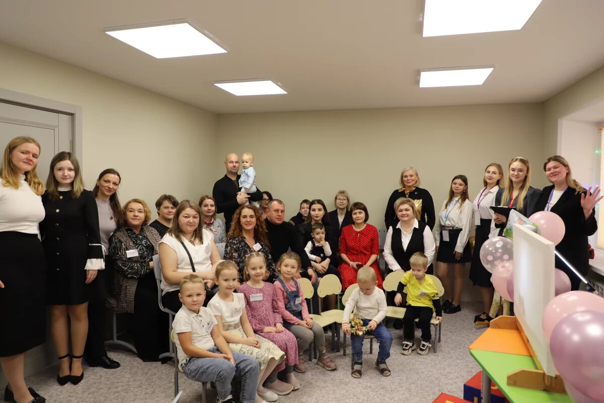    В ПсковГУ презентовали комнату матери и ребёнка