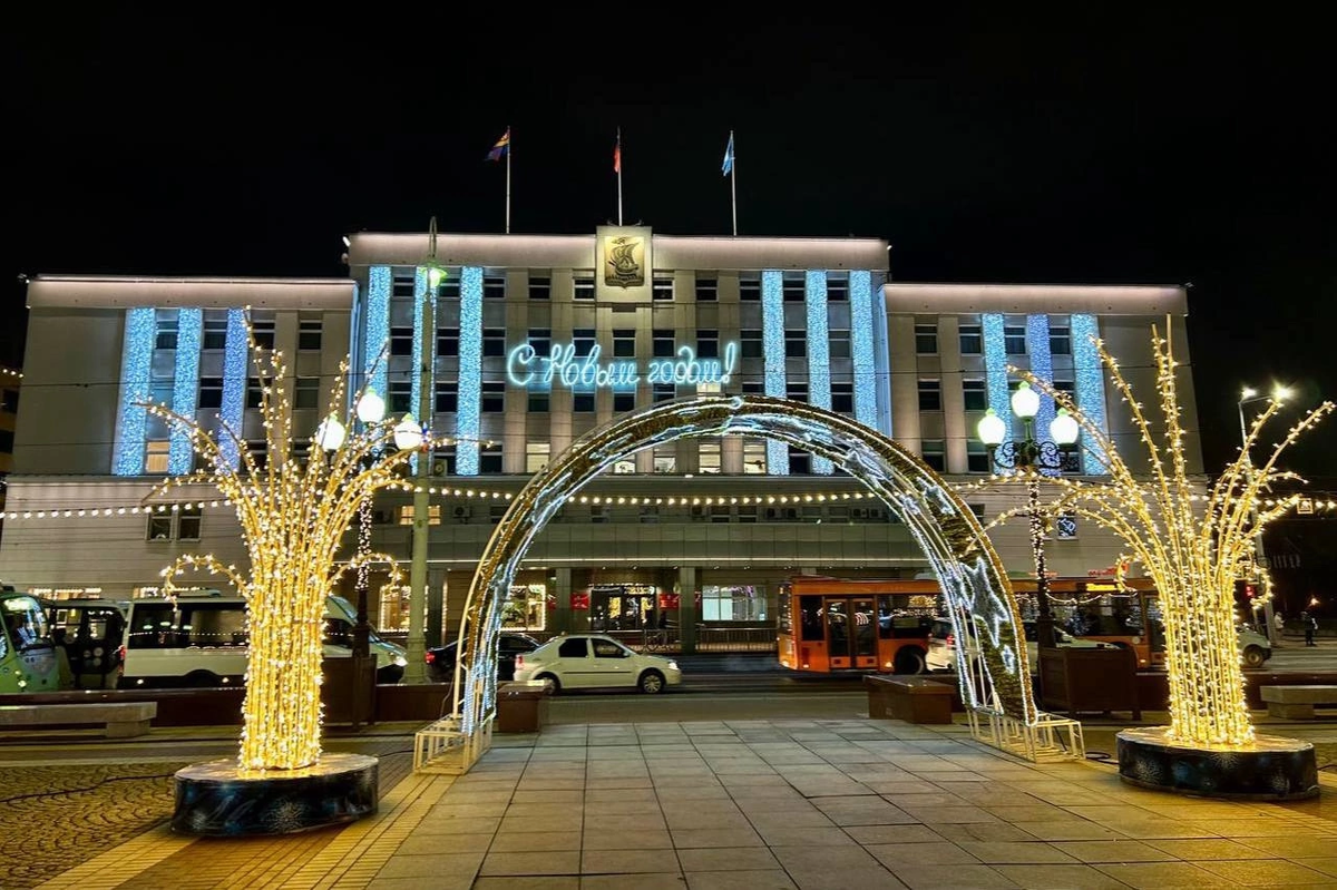 Площадь Победы в ожидании 2025 года 