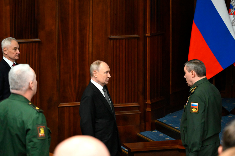    Открыл коллегию Путин.   
Фото: kremlin.ru