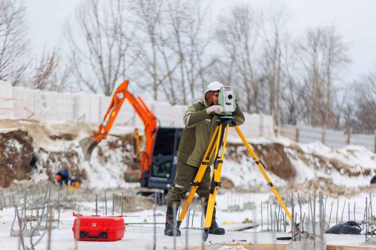    Эксперт Выломов: санкции ЕС – не угроза работе застройщика ПИК
