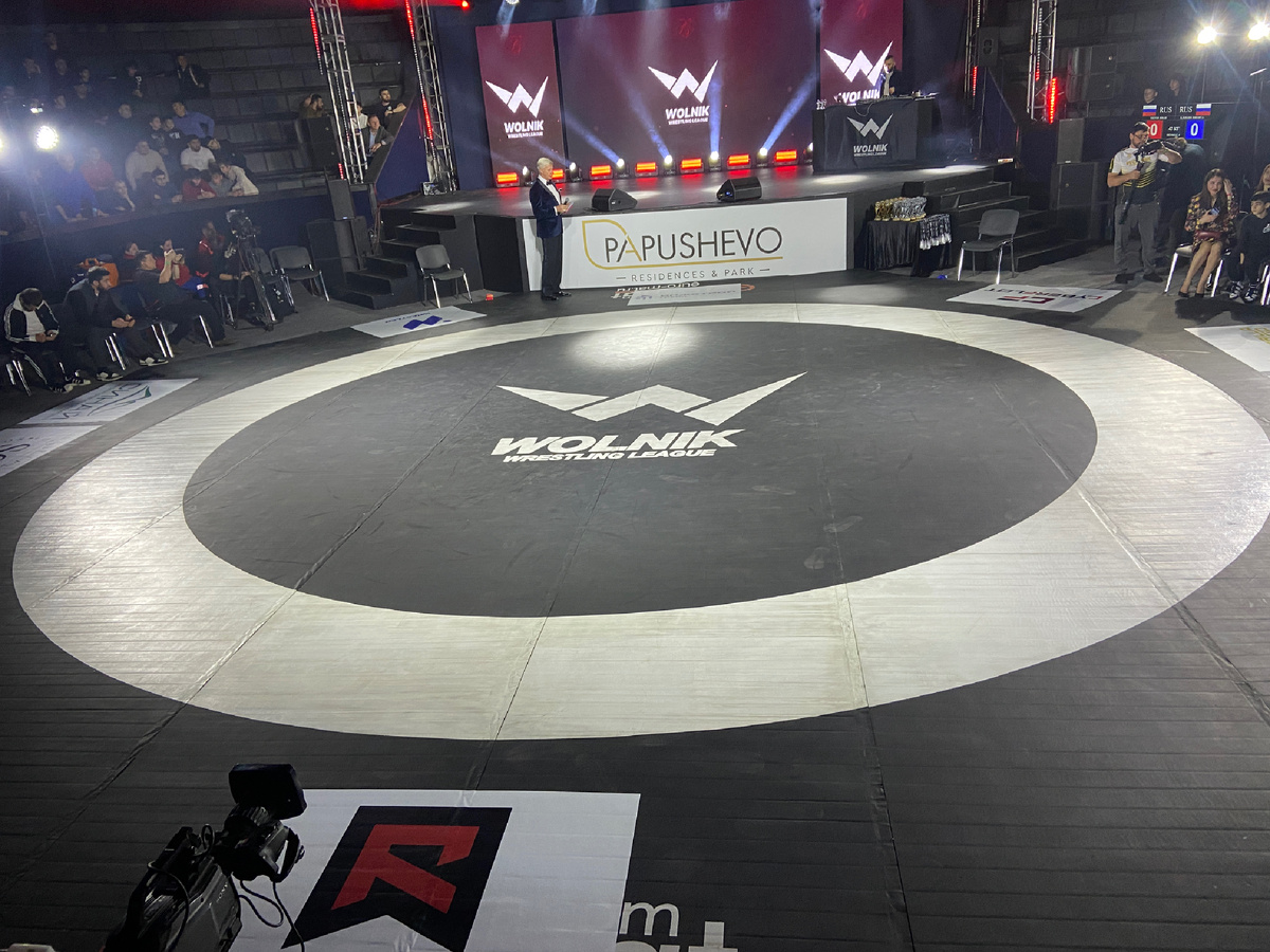 Атмосфера в зале была невероятной .