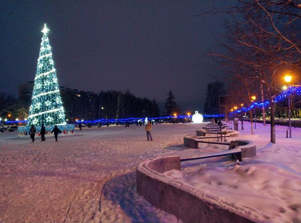 Листайте карусель.