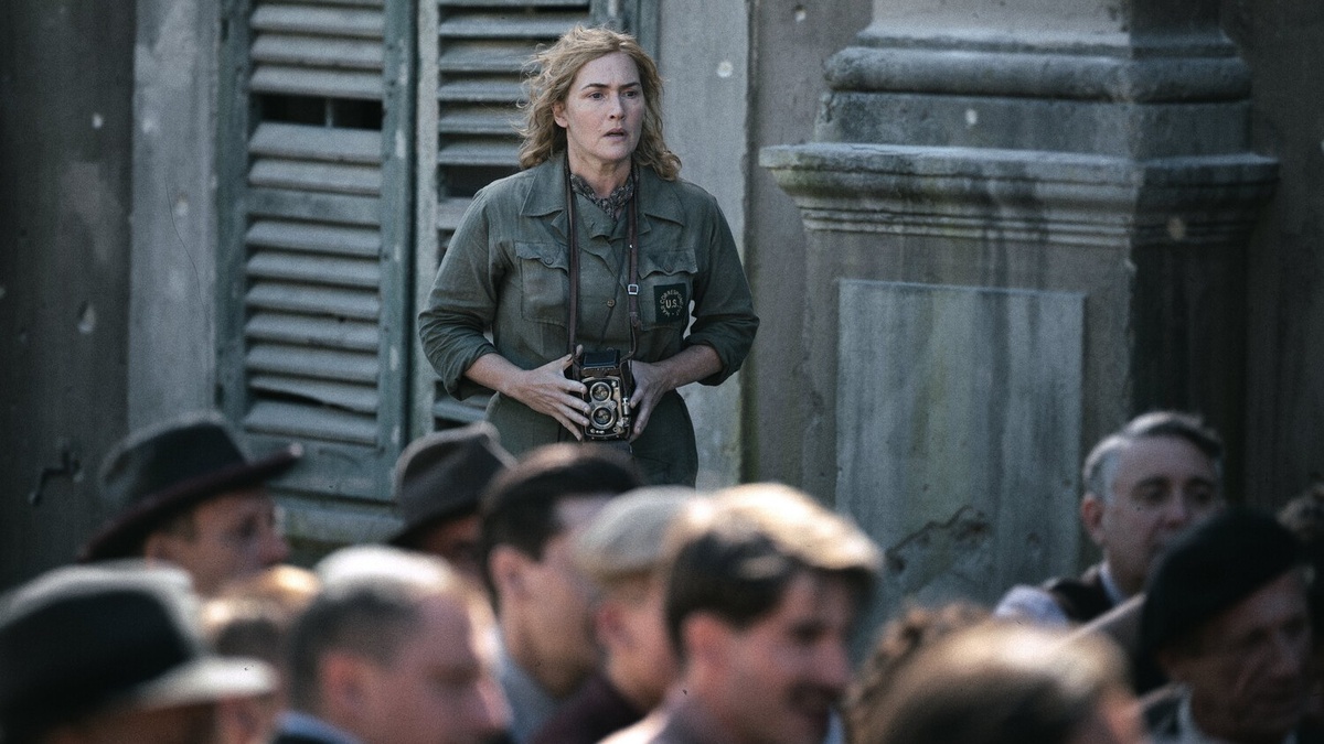 Кадр из фильма «Великая», 2023 год, режиссер Эллен Курас