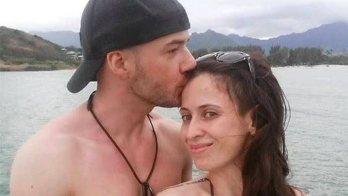 Тимоти Мерфи-Джонсон с женой Молли.