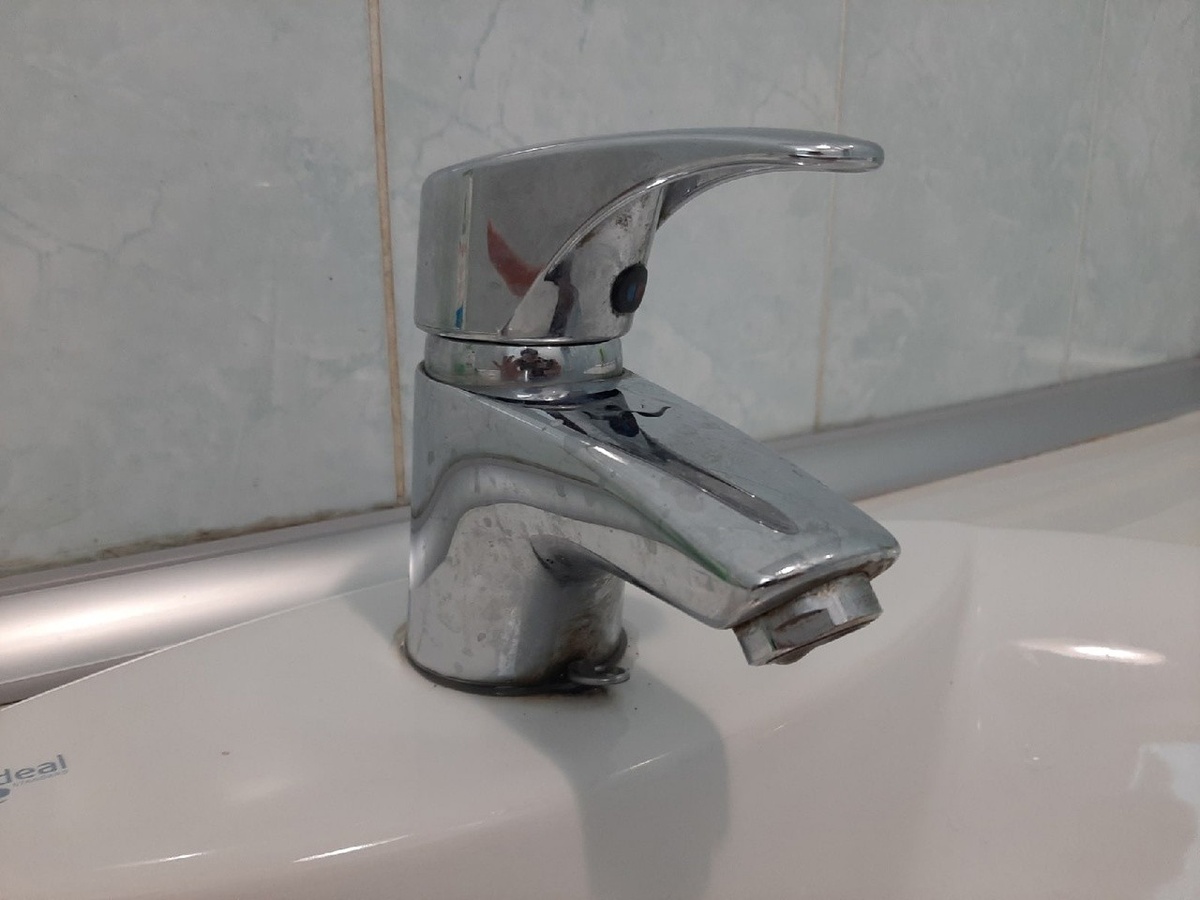    Отключили воду. Фото: "Республика"/Александр Батов