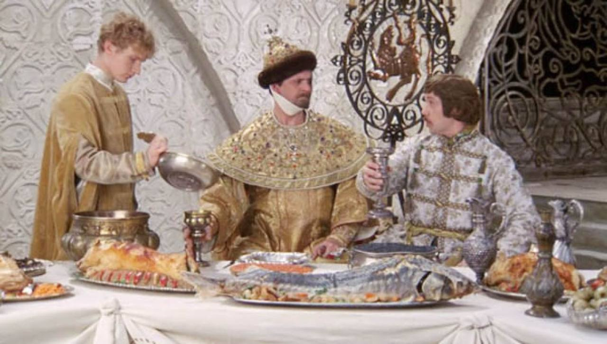 Кадр из фильма "Иван Васильевич меняет профессию", 1973 г.