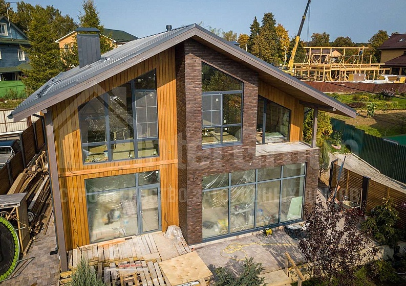 Дом из газоетона по проекту Брюне, площадь 237м2. 