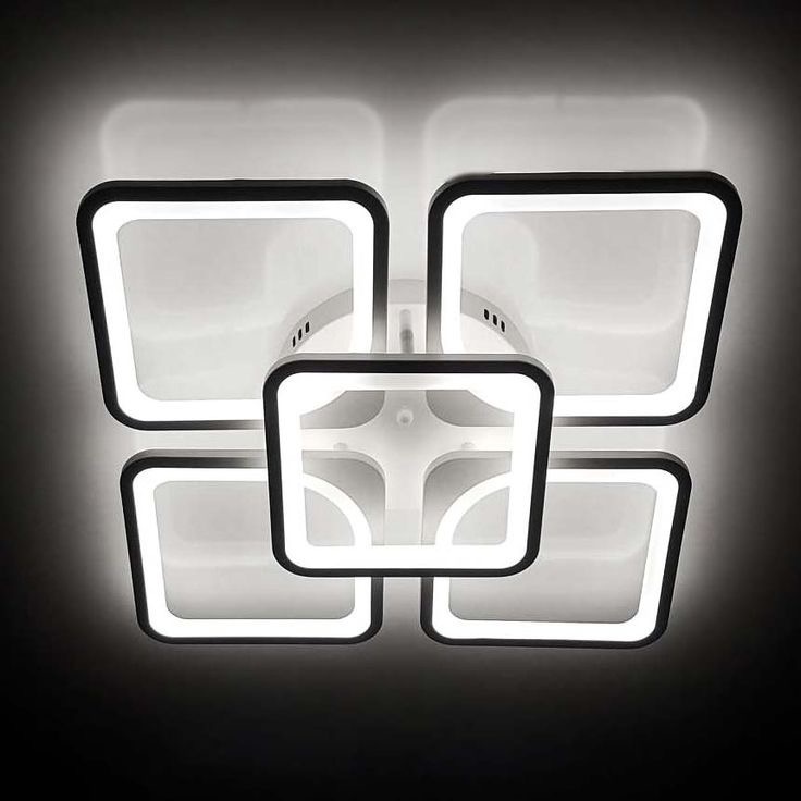 На фото: люстра светодиодная 