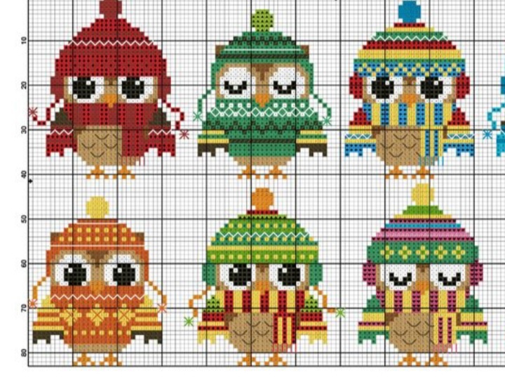 На ёлку себе таких хочу вышить на пластике и повесить)