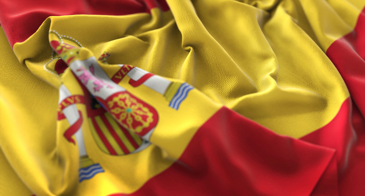 Как переехать в Испанию в 2025 году?