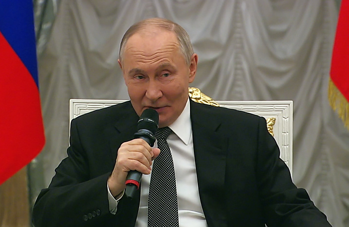    Президент РФ Владимир Путин в Кремле встретился с представителями российских деловых кругов.стоп-кадр из видео на портале kremlin.ru