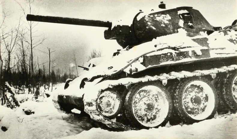 Танк Т-34 из 122-й танковой бригады (снимок из открытых источников)