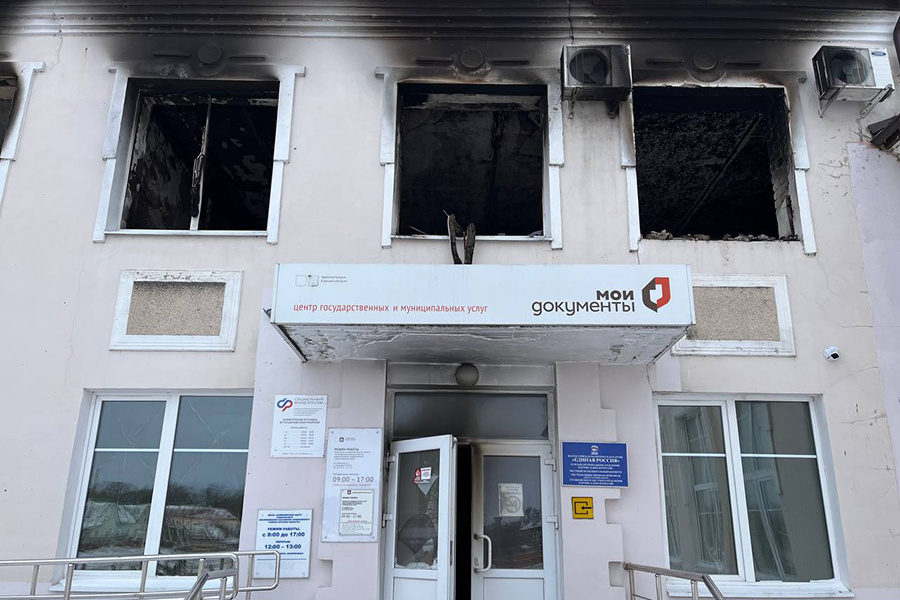 Мария Лисицына / РБК📷Поврежденное здание администрации Глушковского района