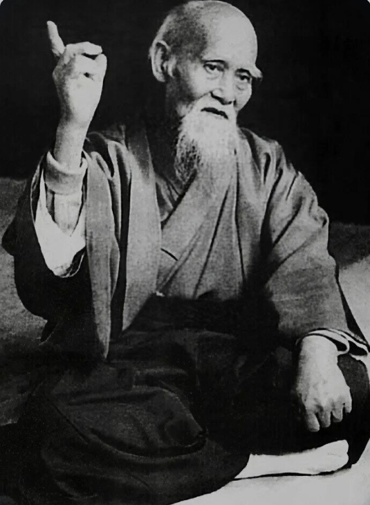 Фото Морисея Уэсибы. К Птолемею не имеет никакого отношения. Кроме пальца.