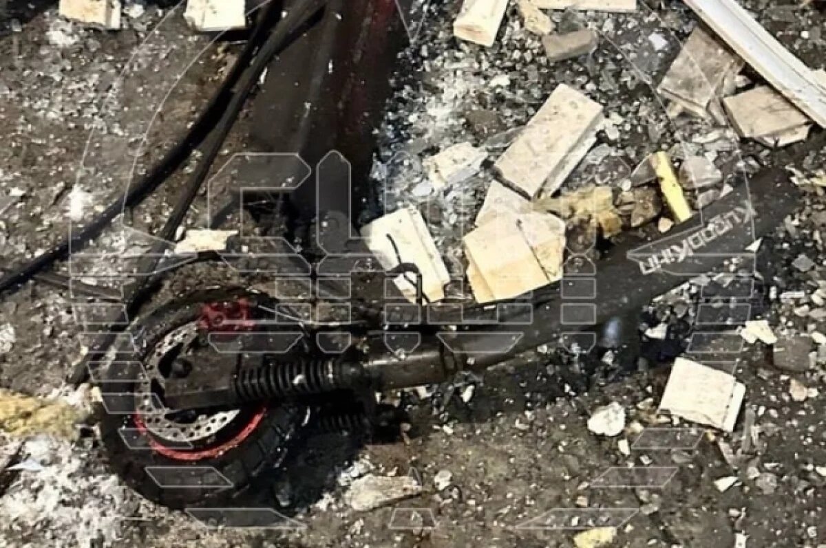    SHOT: взрыв в Москве произошел из-за примотанного к ручке самоката СВУ