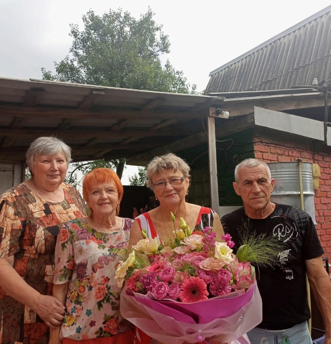 Надежда Беркут (Фролова)  https://vk.com/id279369451